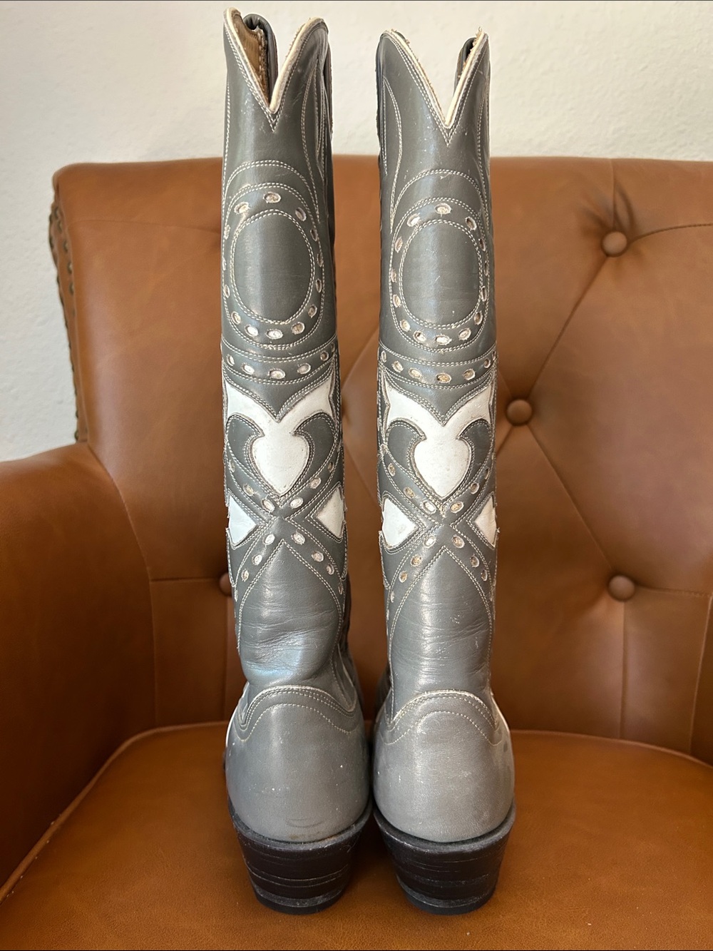 Tony Lama Gray and White Embroidered Heeled Cowboy Boots - Picture 7 of 7